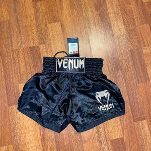 Venum Muay Thai Shorts Size Small